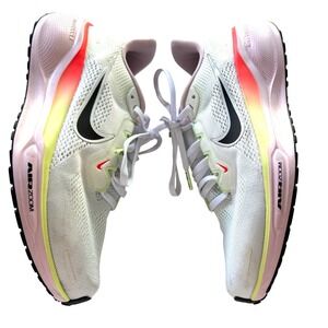 Nike Air Zoom Winflo 10 Womens 8 White Neon Gradient Running Shoes IB4277-100